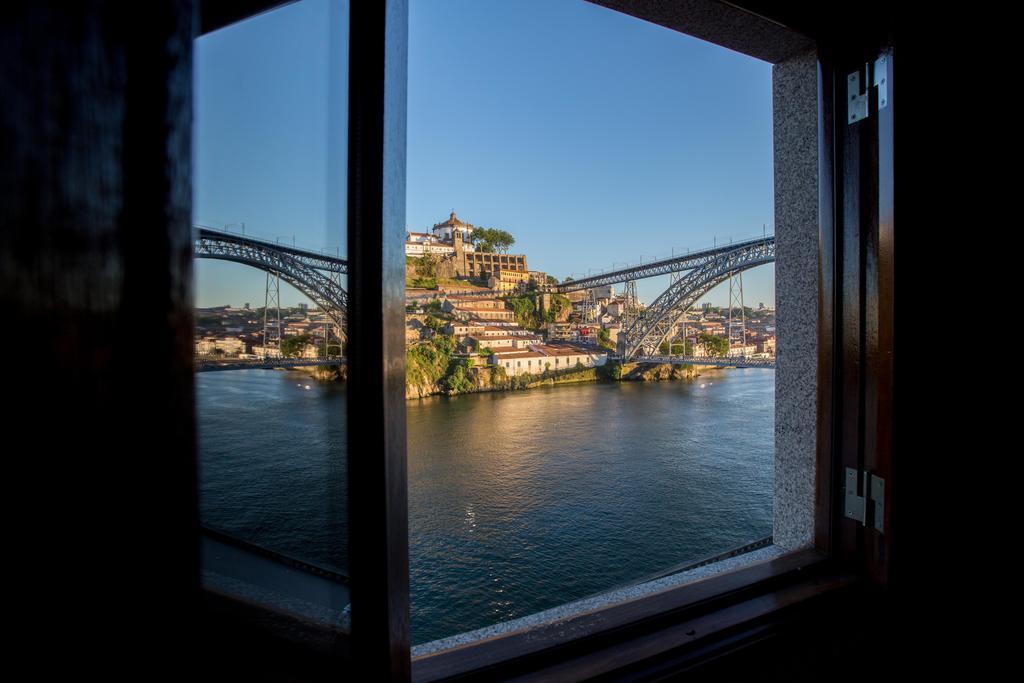 Ribeira Flats Mygod Apartment Porto Exterior photo